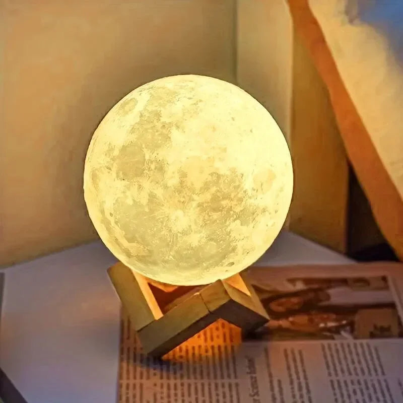 luz de luna, moonflight. Lámpara, librero.